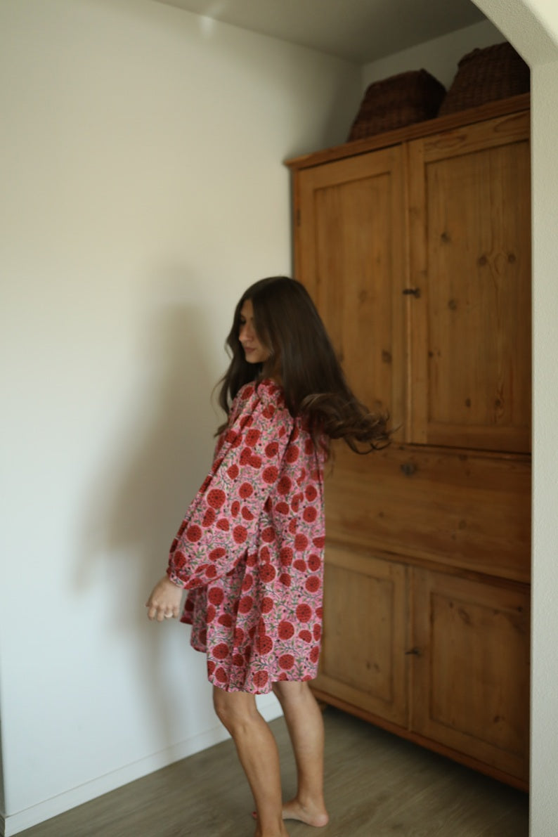 Summer Cotton Floral Midi Dress with Long Sleeves
