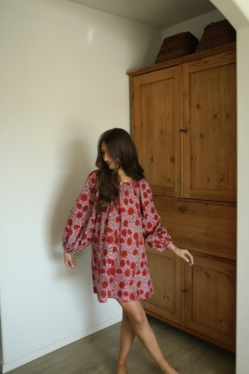 Summer Cotton Floral Midi Dress with Long Sleeves