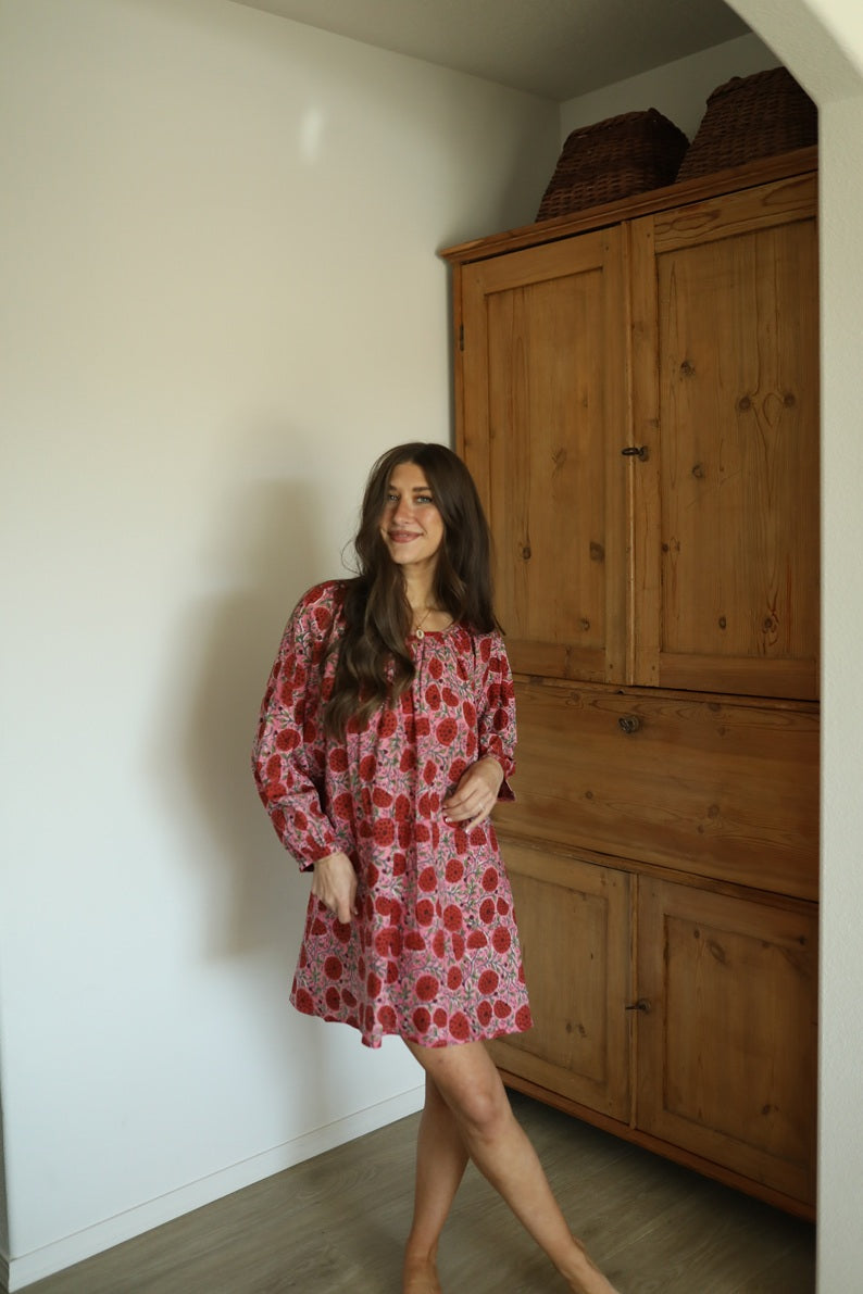 Summer Cotton Floral Midi Dress with Long Sleeves