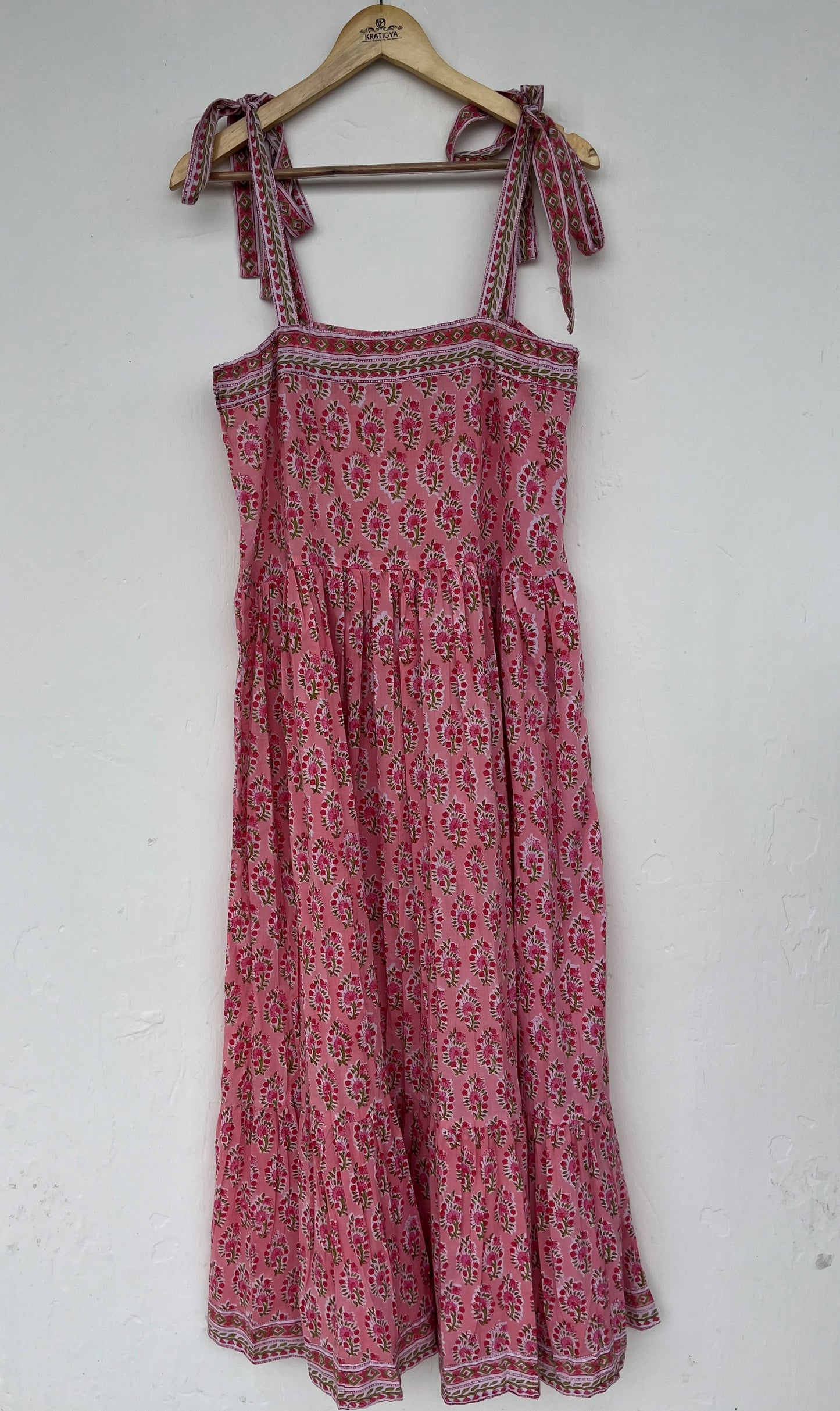 Tie-Up Strap Sleeveless Boho Summer Dress - Pink Floral Vacation Wear